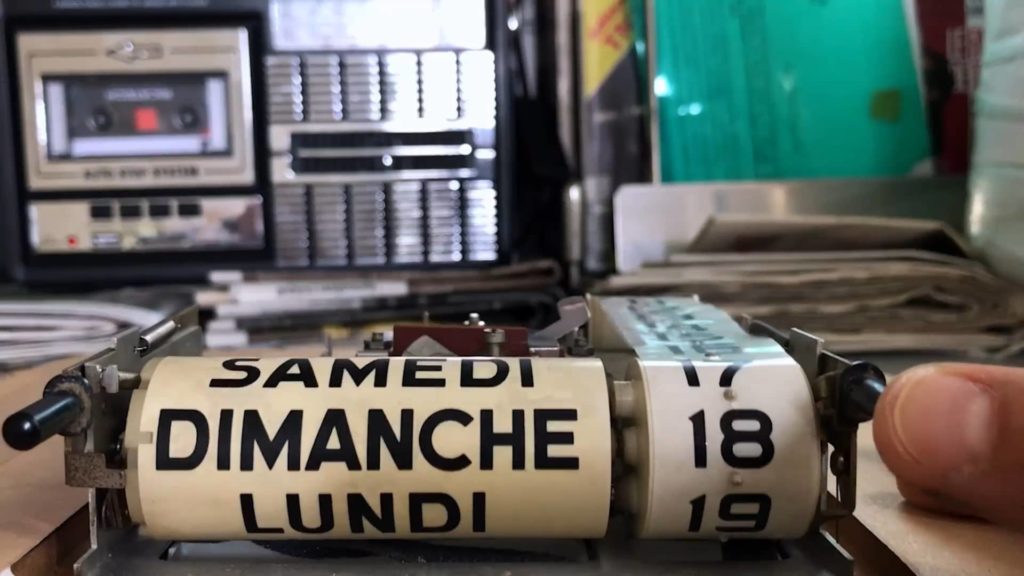 Le calendrier du Kiosque, appartenant au grand-père d'Alexandra Pianelli