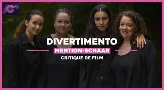 Divertimento Mention Schaar les deux actrices avec les femmes qu'elles incarnent se tiennent par l'épaule